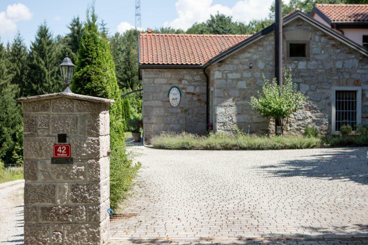 Villa Anton - The Old Dairy Hrusica  Exteriör bild
